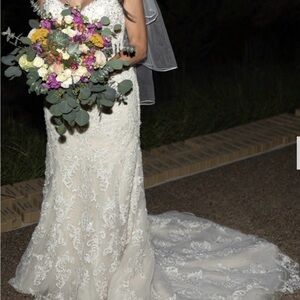 Sottero and Midgley Cream Lace Wedding Dress